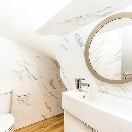 Apartment Typical Mouraria By Hosty