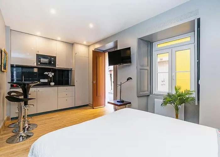 Typical Mouraria By Hosty Διαμέρισμα *